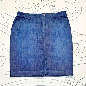 Lilly Pulitzer Blue Denim Pencil Skirt